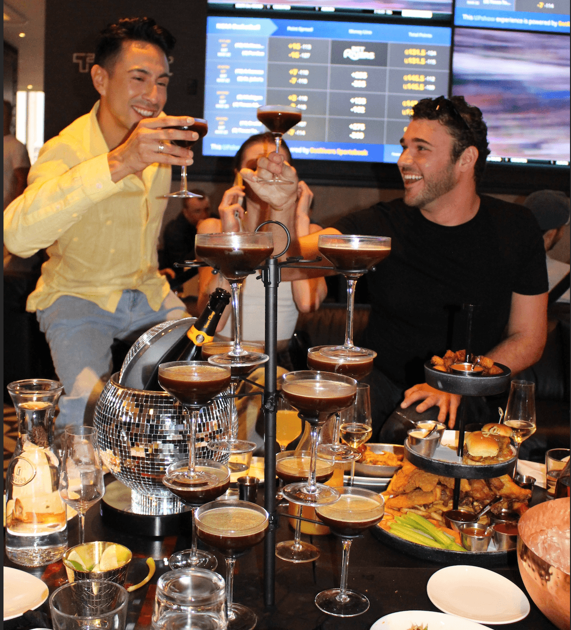 T-Squared Social entertainment venue near Grand Central, founded by Tiger Woods and Justin Timberlake