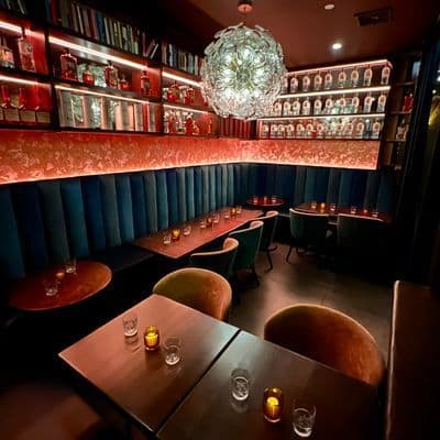 Bar and lounge interior at Everything's Jake near Union Square