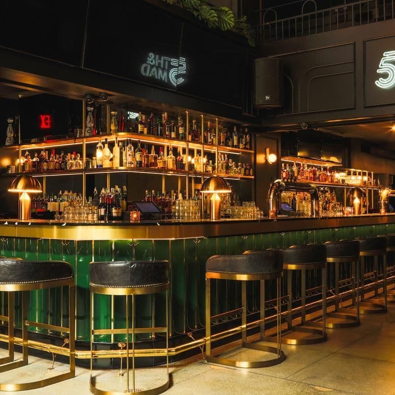 Main bar area at 5th&Mad in Midtown Manhattan