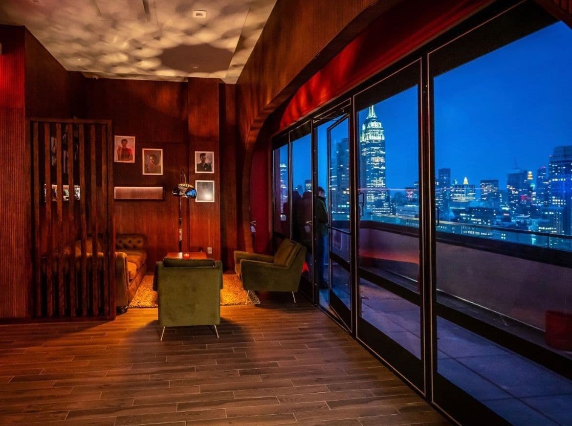 Dear Irving on Hudson Rooftop Bar - 40th Floor image 4