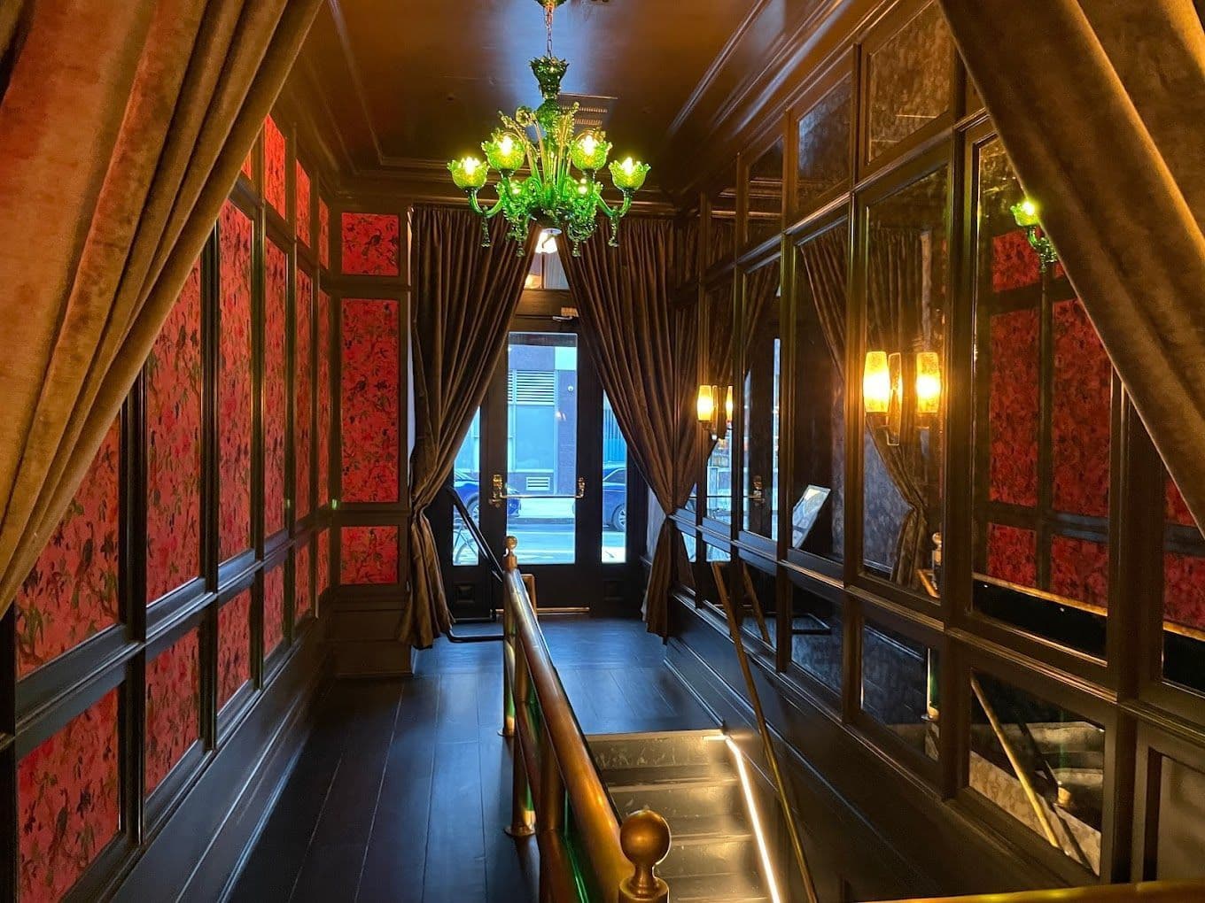 Boss Tweeds - Ground floor image 5