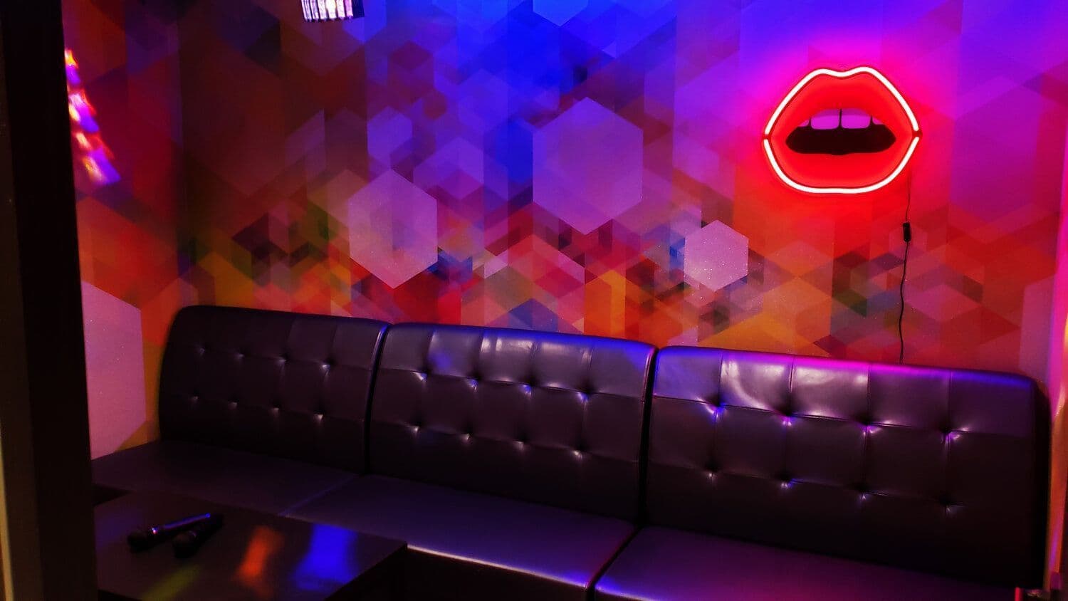 Den Social Lounge - Entire Venue image 2