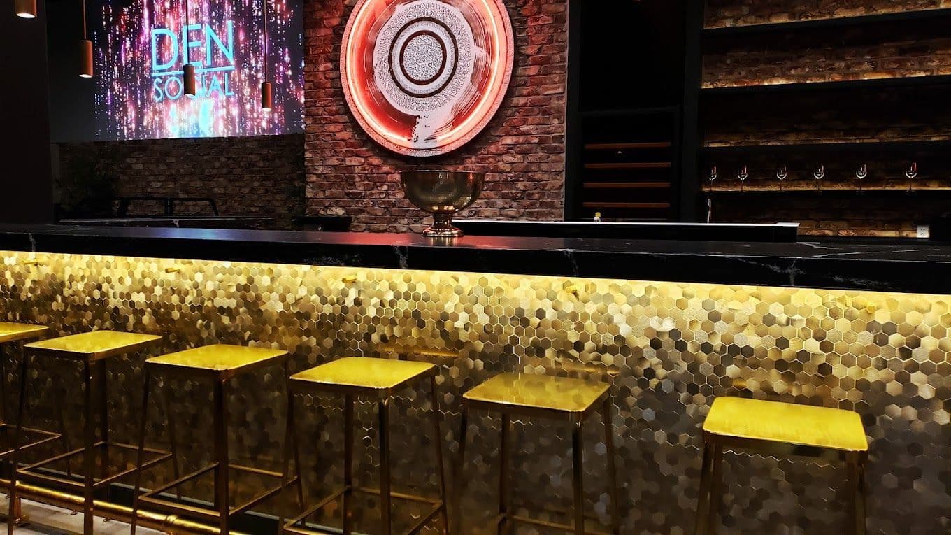 Den Social Lounge - Entire Venue image 5