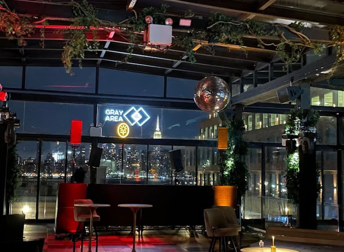 Superior Ingredients - Entire Venue image 3