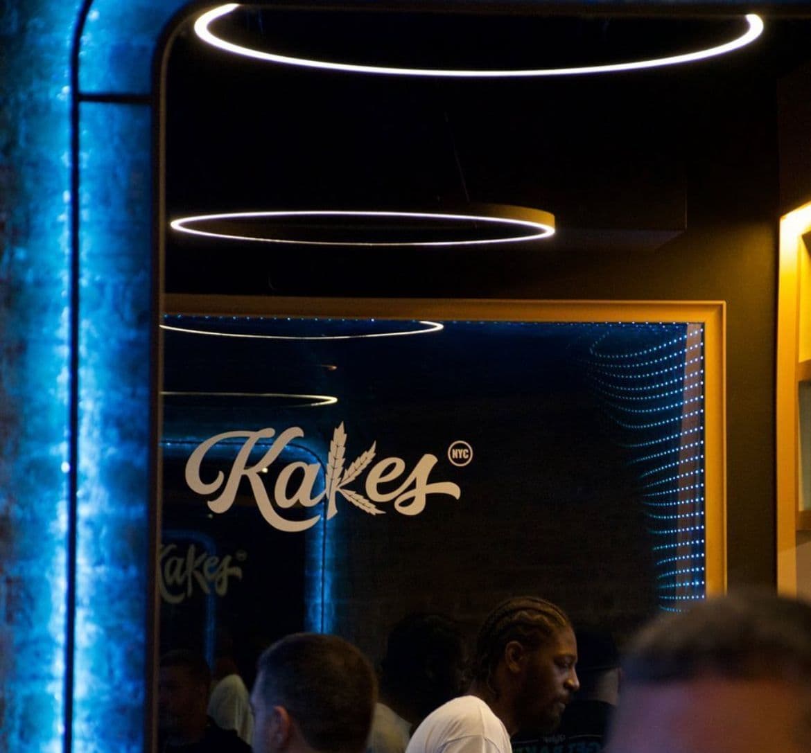 Kakes NYC - Indoor Lounge image 4