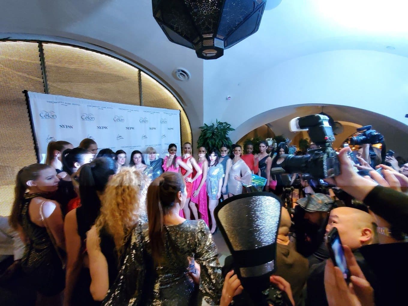 Célon Bar & Lounge - Entire Venue image 15